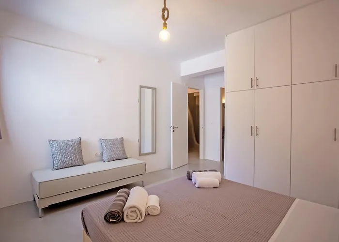 Aqua Breeze Seaview Pool Mykonos Apartment *