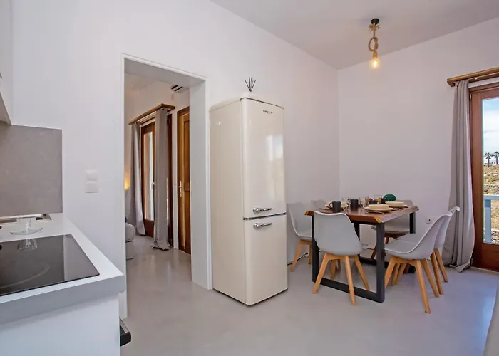 Aqua Breeze Seaview Pool Mykonos